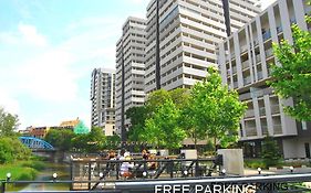 Two Towers Old Town Apartments-City Center-By The River-Observation Terrance On The Roof-Free Parking